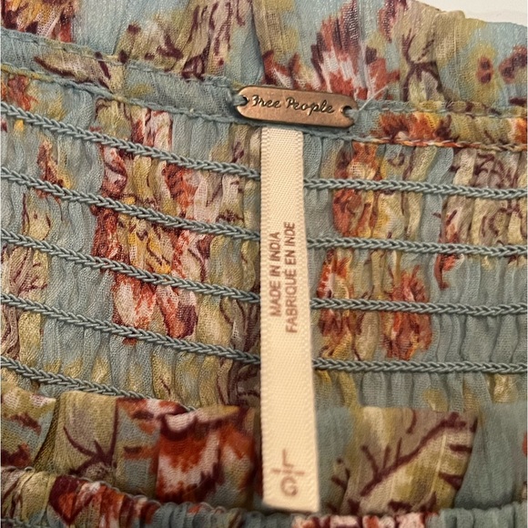 Free People Golden Age Chiffon Floral Tiered Blouse ,Large, EUC. - Picture 6 of 7